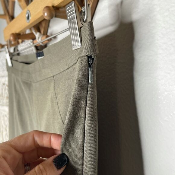 GAP Stretch High Waisted Olive Green Pants - Picture 5 of 6